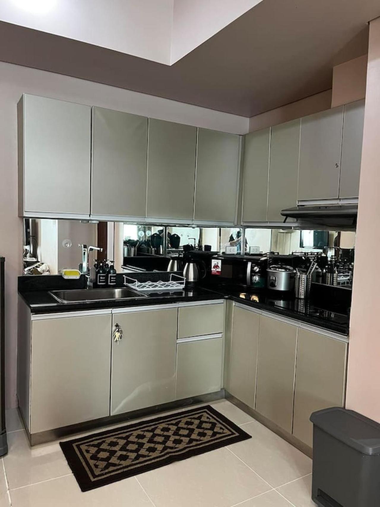 The Beacon Apartment